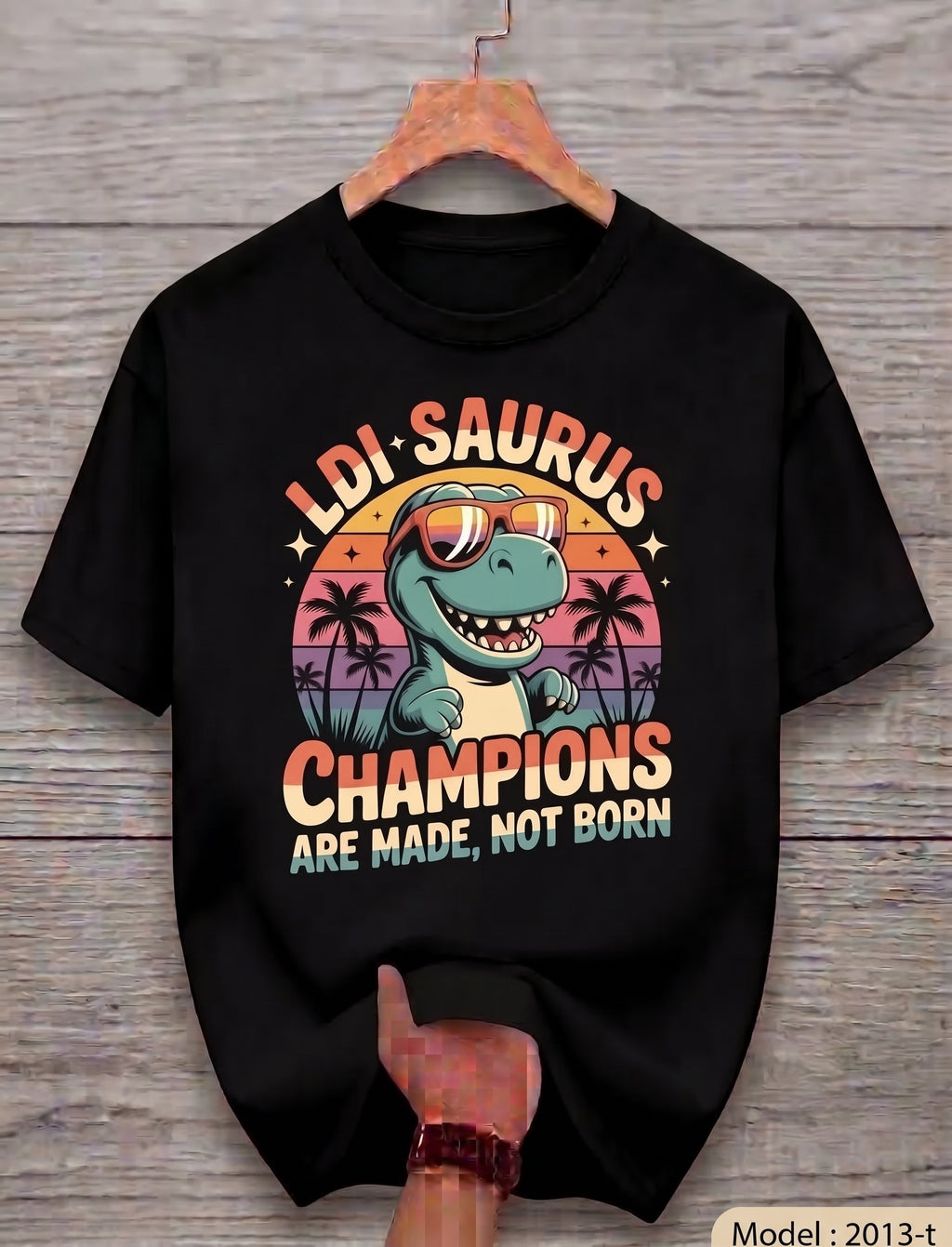 T-SHIRT BRAND FAST PRINT - Retro "Ldi-Saurus" Dinosaur Black Graphic Tee