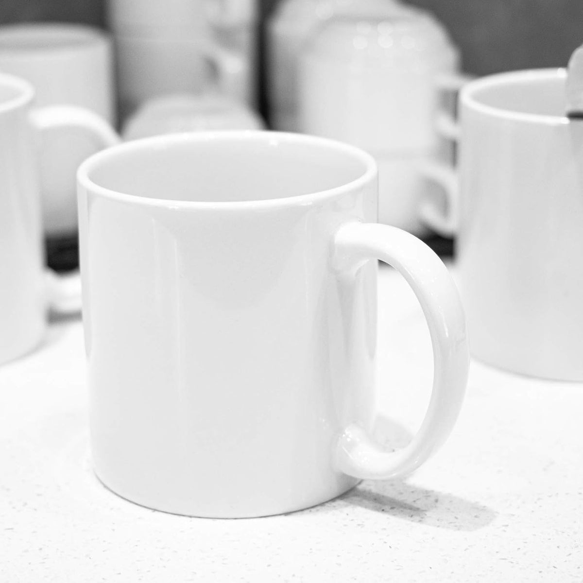 Bycnzb 22oz white Super Large Ceramic Coffee Mugs Large Handles Set of 1