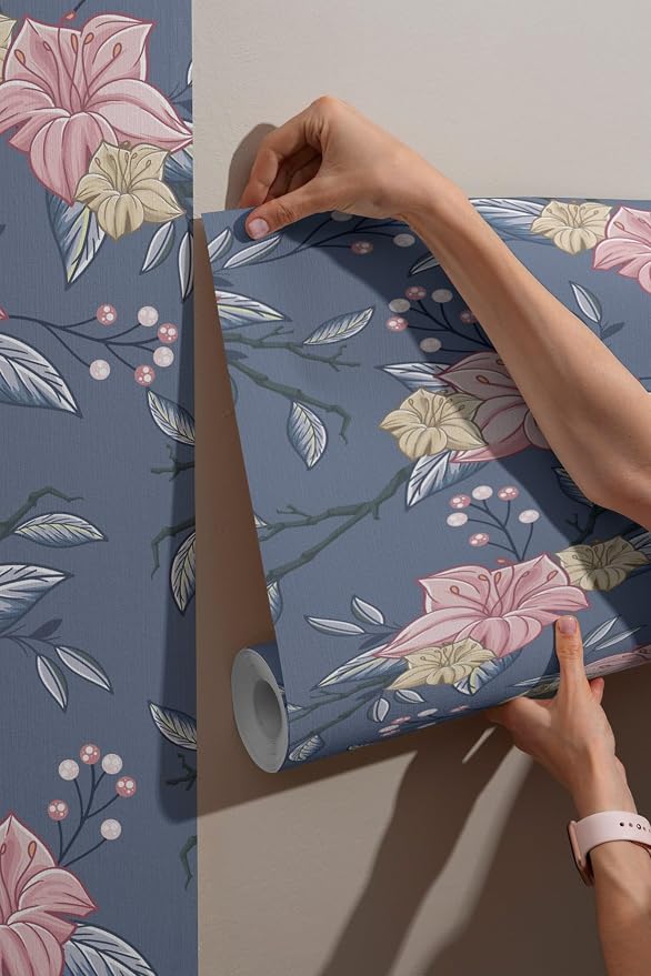Seamless fabric wallpaper with a pink and yellow floral pattern, covering an area up to 4.2m x 3m, with an adhesive and smoothing tool