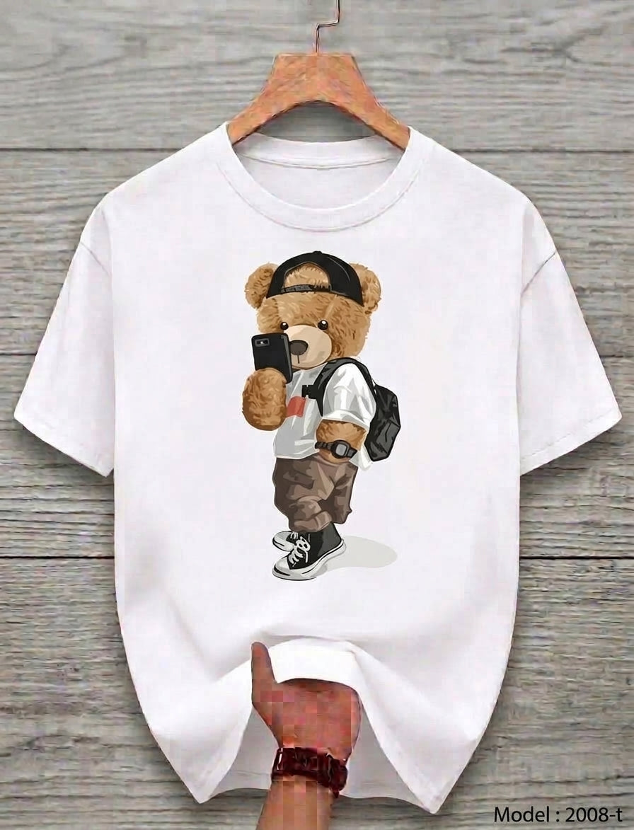 ward T-SHIRT BRAND FAST PRINT - Urban Selfie Bear White Graphic Tee
