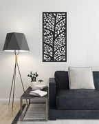 Wooden wall art with a tree trunk design, decorative piece measuring 80 x 40 cm.